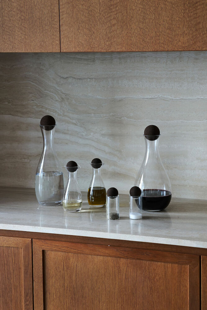 Nature oil/vinegar bottles with cork stoppers, 2-pcs