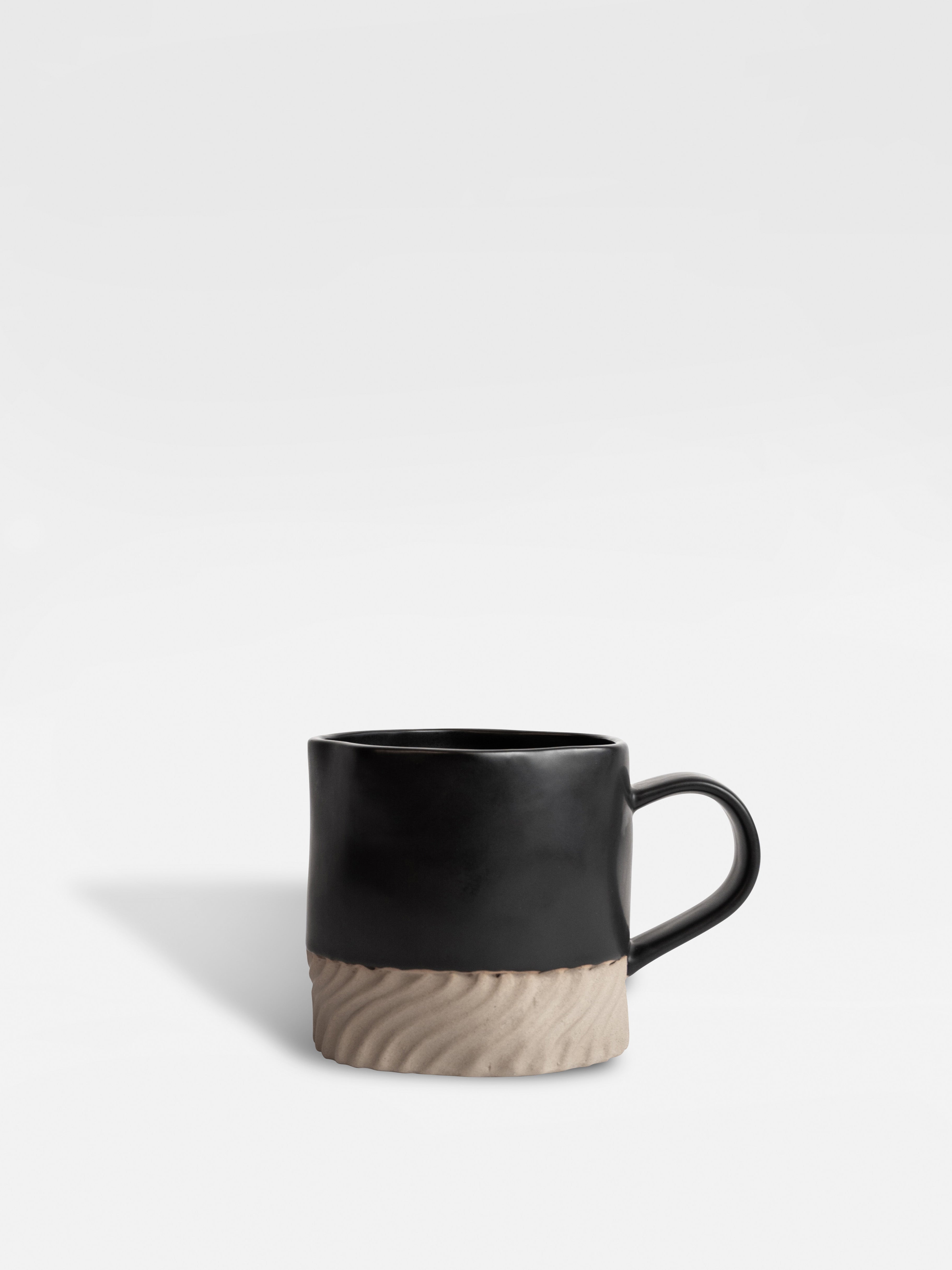 Mug Swirl (Black/beige)