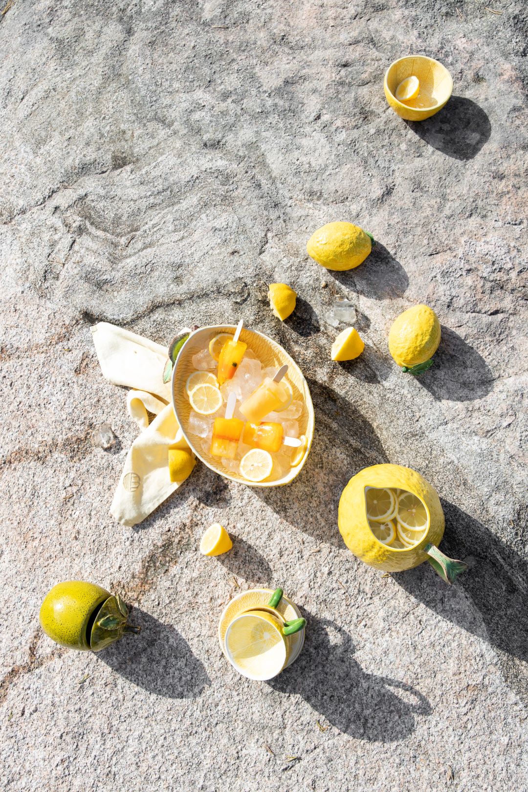 Bowl with lid Lemon