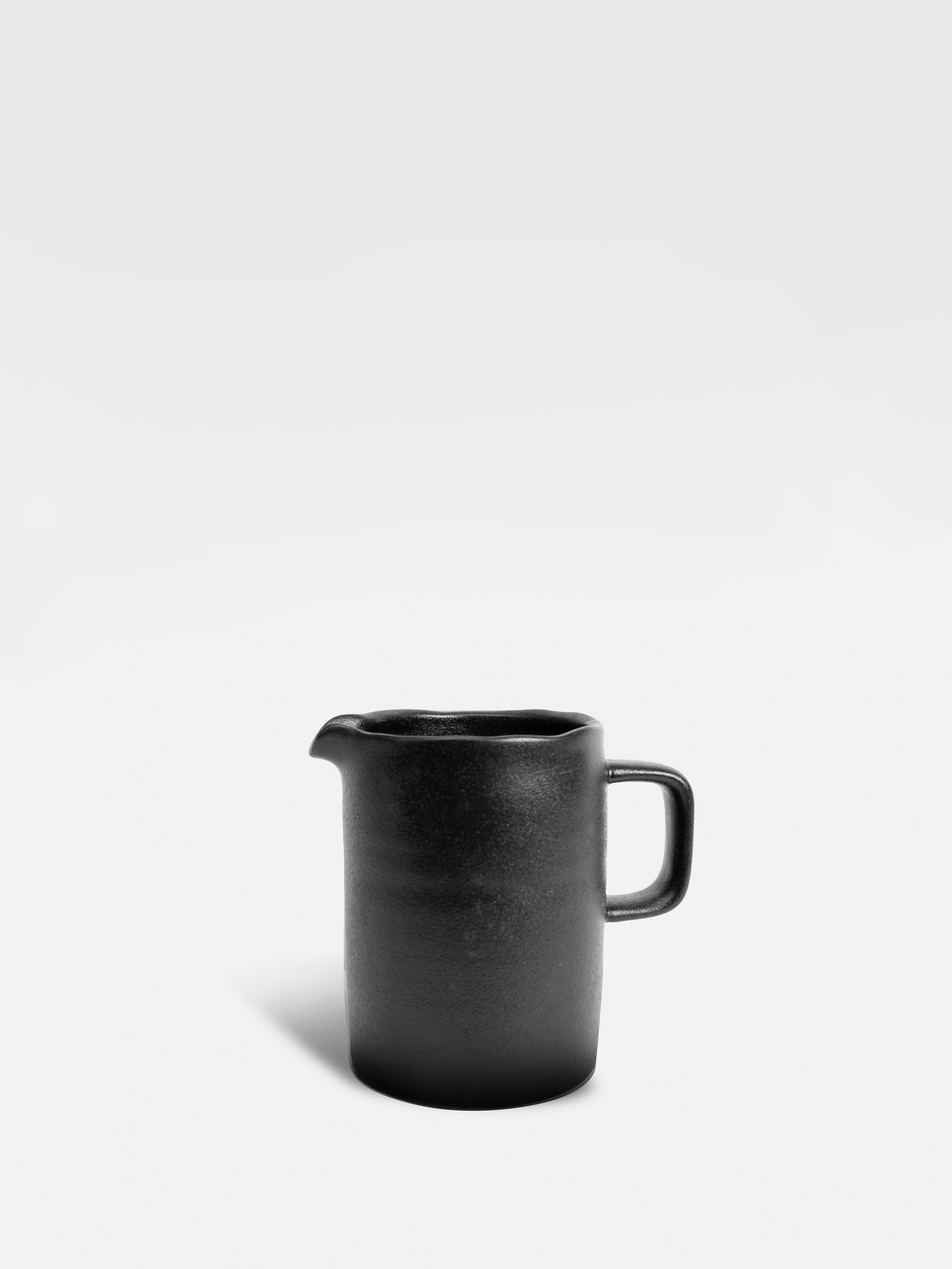 Jug Guilia (Black)